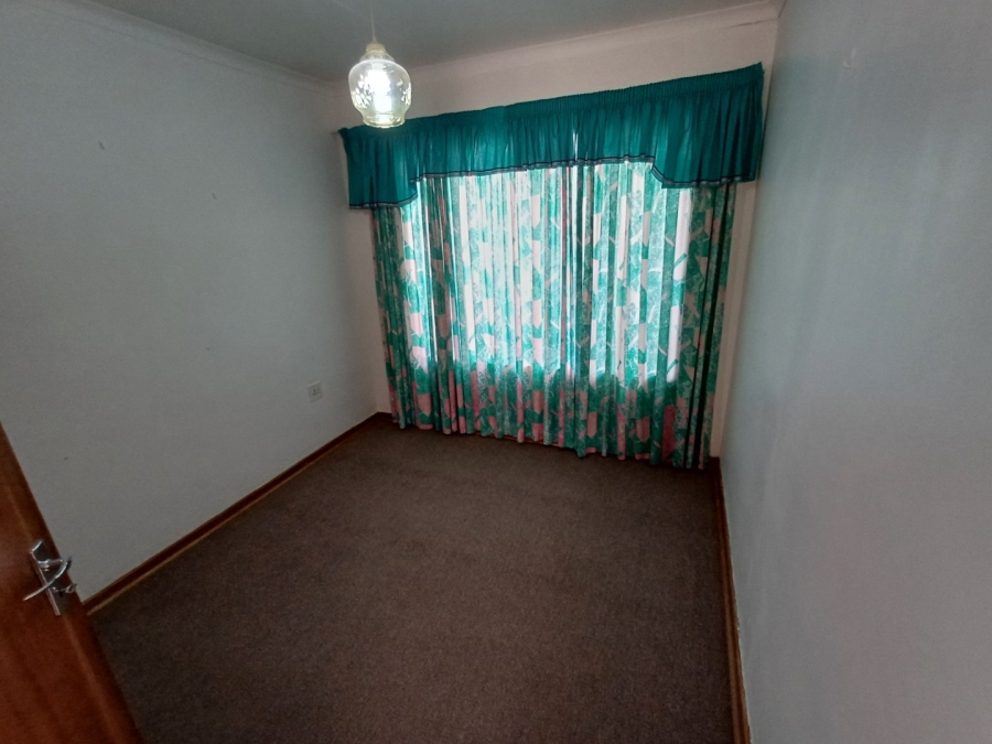 3 Bedroom Property for Sale in Langenhovenpark Free State